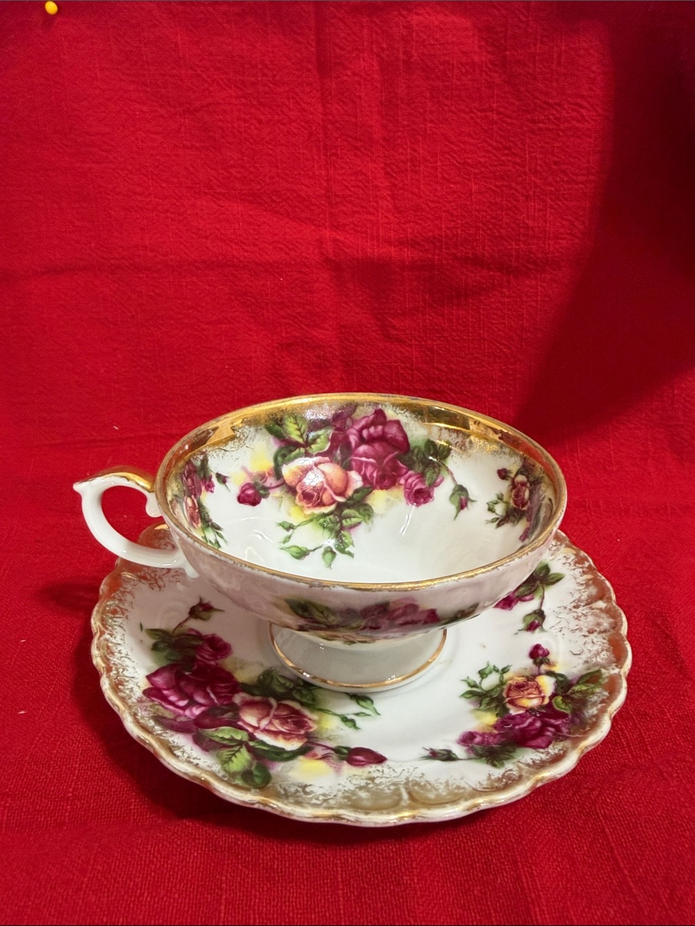 Royal Sealy China Japan Vintage Teacup and Saucer Set in Rose & Gold Trim